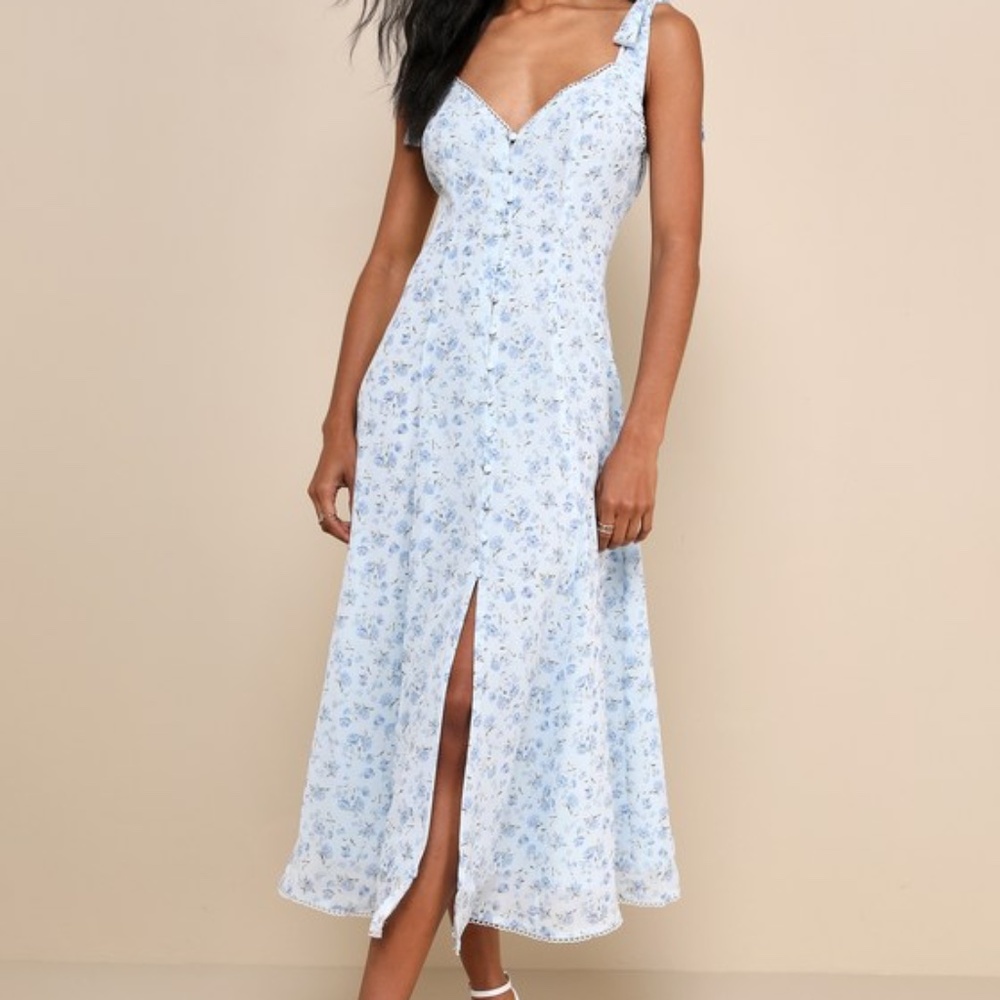 Lulus Charismatic Persona Light Blue Floral Tie-strap Midi Dress - Size M